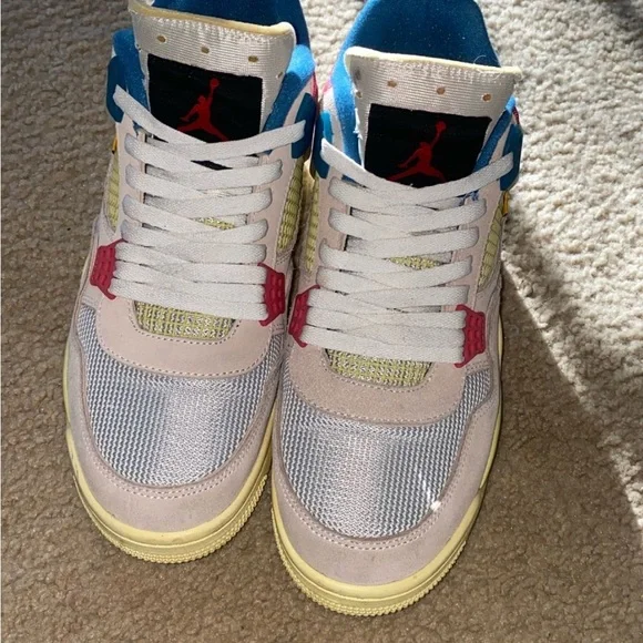 Jordan Athletic Shoes in Cream, Blue, and Pink display picture 3